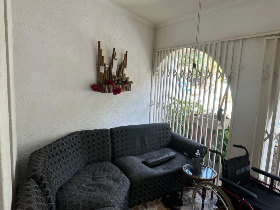 4 Bedroom Property for Sale in Oos Einde North West